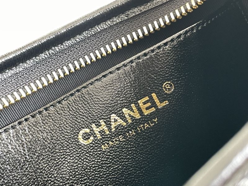 Ch**el hobo bags